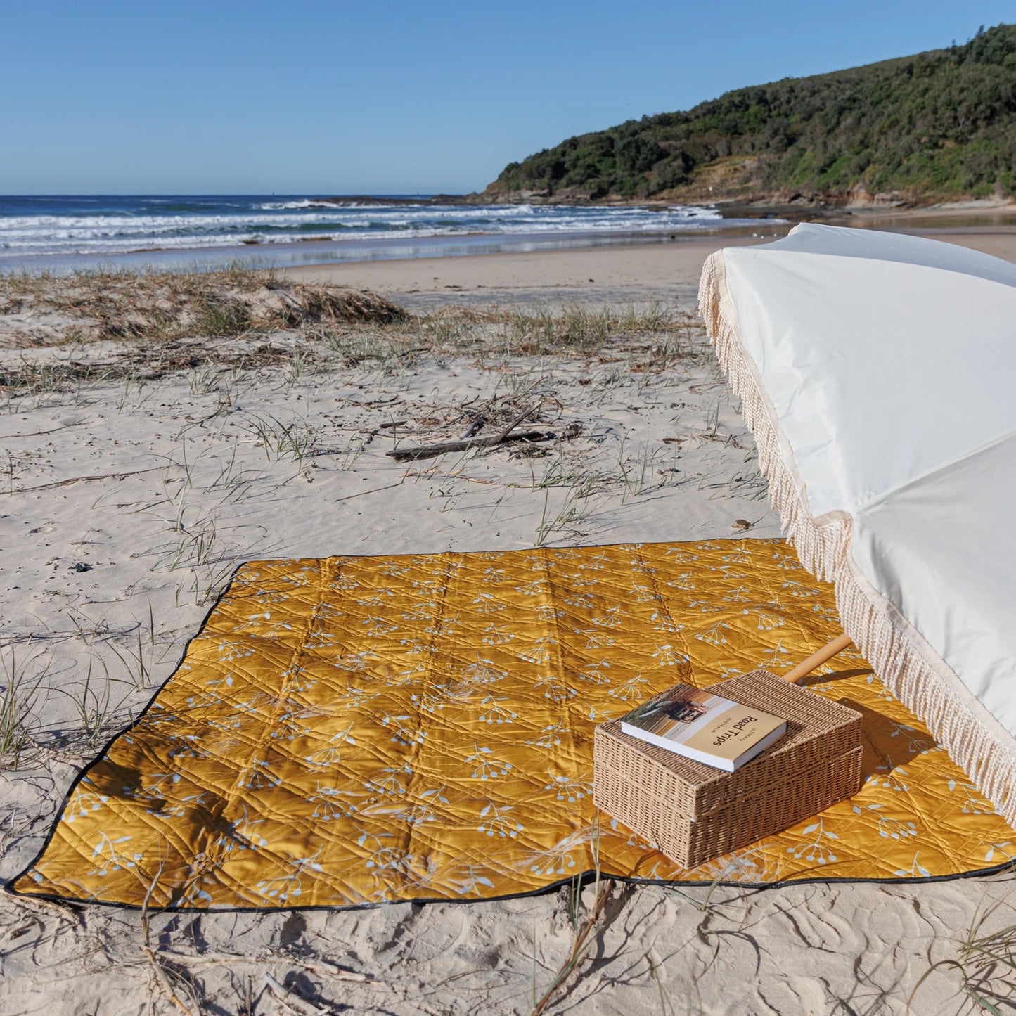 Dandelion Picnic Rug - SALTWATER PICNIC CO
