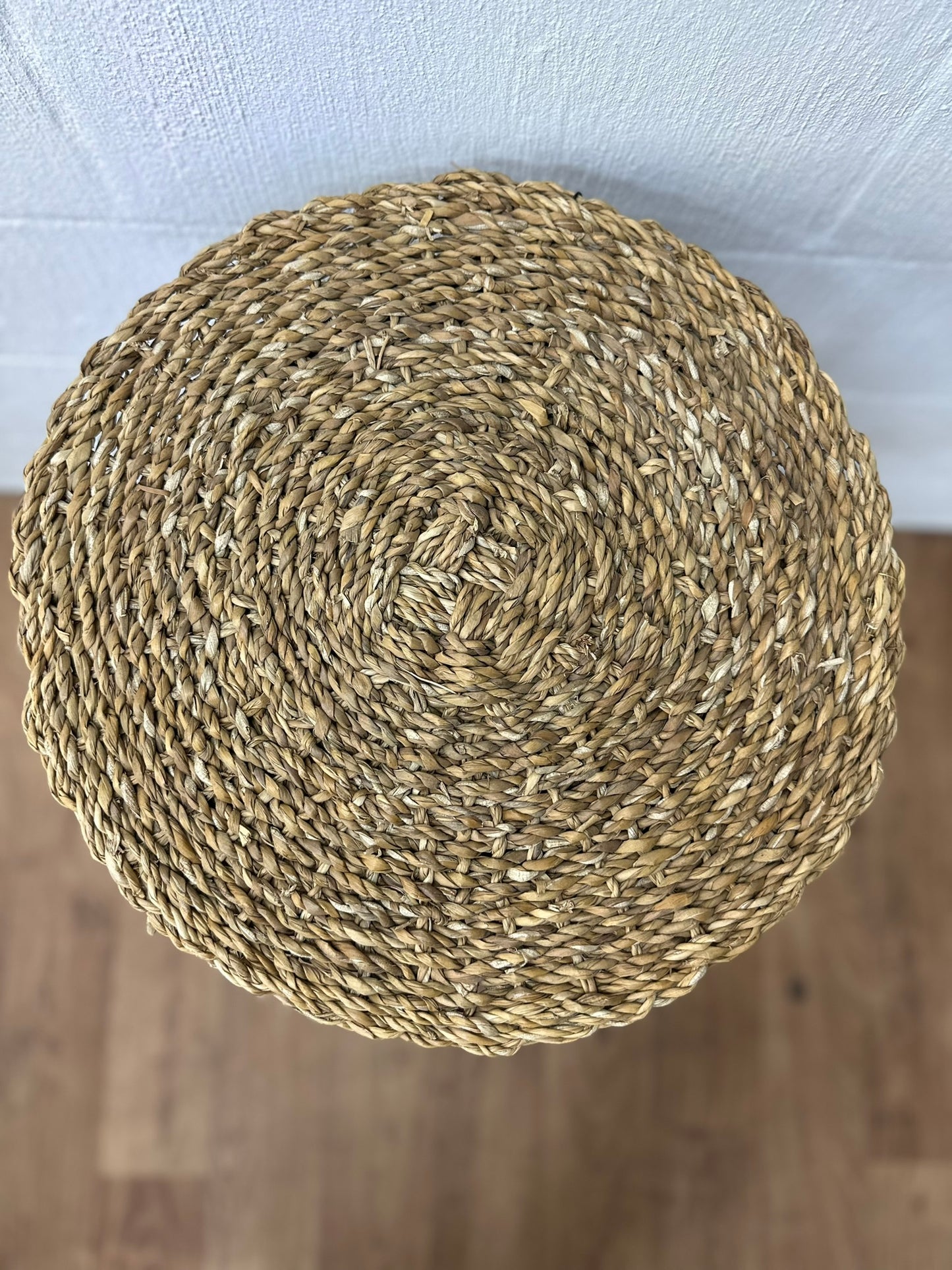 M&C Round Placemat