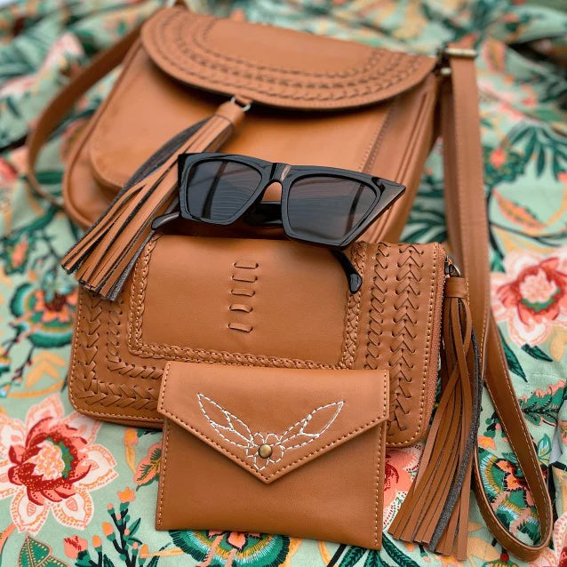 GEORGIE: Vegan Leather Wallet/Clutch Amber - MINDFUL STEPS